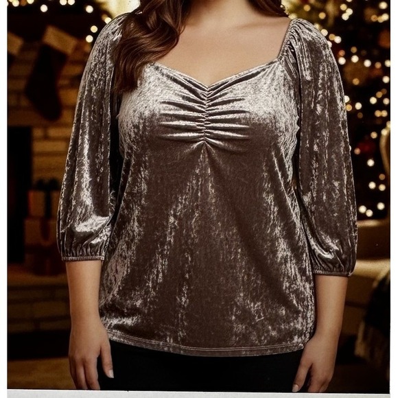 Lane Bryant Tops - Lane Bryant New Womens Crushed Velvet Top 30/32 Sweetheart Neckline Ruched Taupe